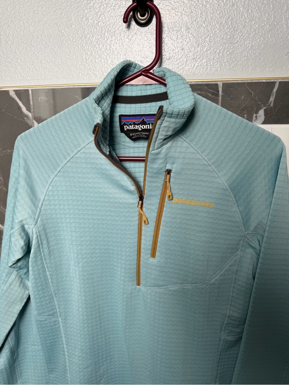 Patagonia R1 pullover - Picture 2 of 8